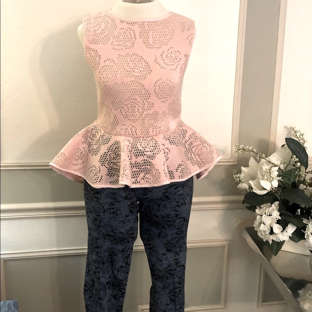 LIKE NEW-Gracia-Blush Pink Peplum Sleeveless Blouse-sz Small
